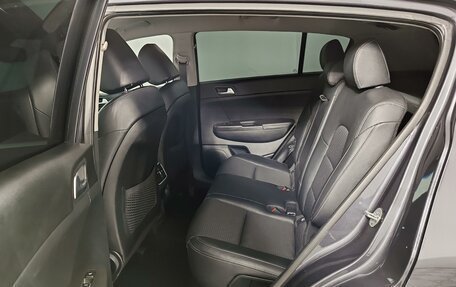 KIA Sportage IV рестайлинг, 2017 год, 1 888 000 рублей, 12 фотография
