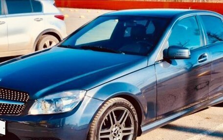 Mercedes-Benz C-Класс, 2010 год, 1 025 000 рублей, 2 фотография