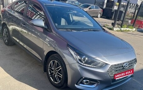 Hyundai Solaris II рестайлинг, 2019 год, 1 700 000 рублей, 1 фотография