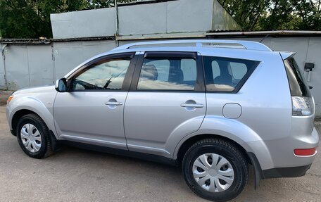 Mitsubishi Outlander III рестайлинг 3, 2008 год, 1 150 000 рублей, 9 фотография