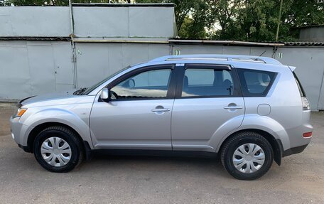 Mitsubishi Outlander III рестайлинг 3, 2008 год, 1 150 000 рублей, 10 фотография
