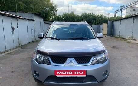 Mitsubishi Outlander III рестайлинг 3, 2008 год, 1 150 000 рублей, 2 фотография