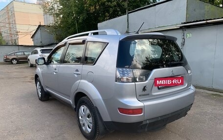 Mitsubishi Outlander III рестайлинг 3, 2008 год, 1 150 000 рублей, 8 фотография