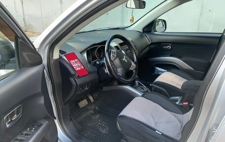 Mitsubishi Outlander III рестайлинг 3, 2008 год, 1 150 000 рублей, 14 фотография