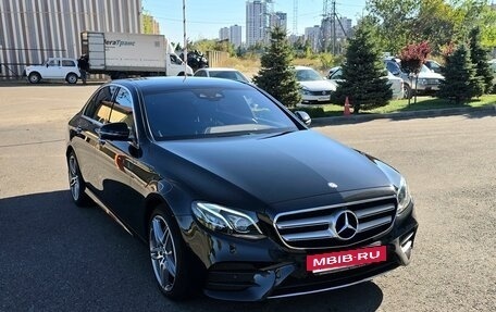 Mercedes-Benz E-Класс, 2016 год, 5 000 000 рублей, 15 фотография