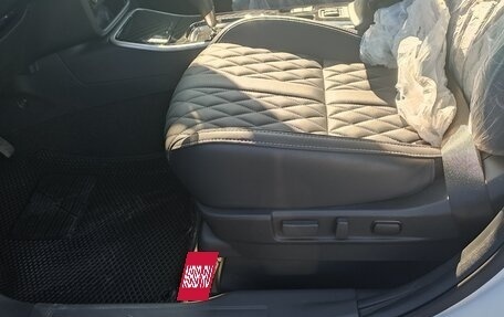Mitsubishi Outlander III рестайлинг 3, 2022 год, 2 850 000 рублей, 6 фотография