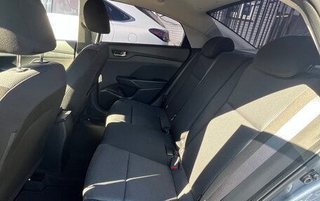 Hyundai Solaris II рестайлинг, 2019 год, 1 700 000 рублей, 6 фотография
