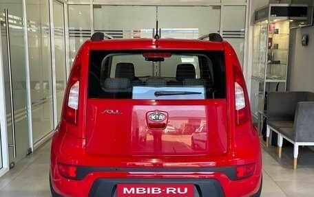 KIA Soul I рестайлинг, 2012 год, 860 000 рублей, 3 фотография