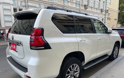 Toyota Land Cruiser Prado 150 рестайлинг 2, 2019 год, 5 300 000 рублей, 1 фотография
