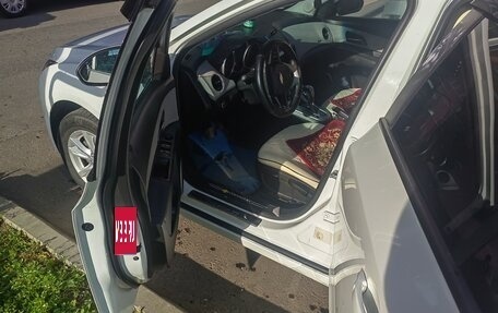 Chevrolet Cruze II, 2012 год, 800 000 рублей, 6 фотография