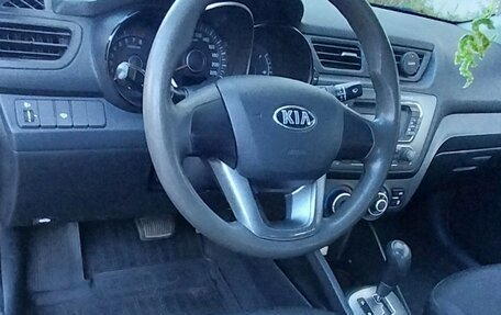 KIA Rio III рестайлинг, 2013 год, 940 000 рублей, 8 фотография