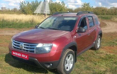 Renault Duster I рестайлинг, 2014 год, 828 000 рублей, 2 фотография