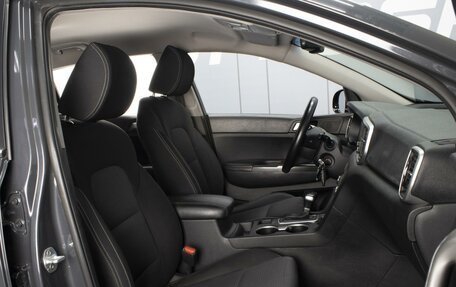 KIA Sportage IV рестайлинг, 2019 год, 2 200 000 рублей, 8 фотография