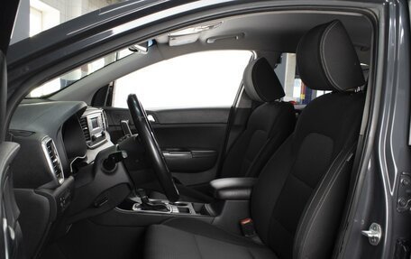 KIA Sportage IV рестайлинг, 2019 год, 2 200 000 рублей, 10 фотография