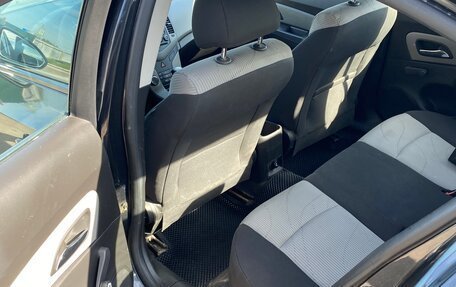 Chevrolet Cruze II, 2011 год, 650 000 рублей, 8 фотография