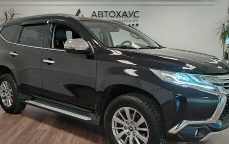 Mitsubishi Pajero Sport III рестайлинг, 2019 год, 2 739 000 рублей, 2 фотография