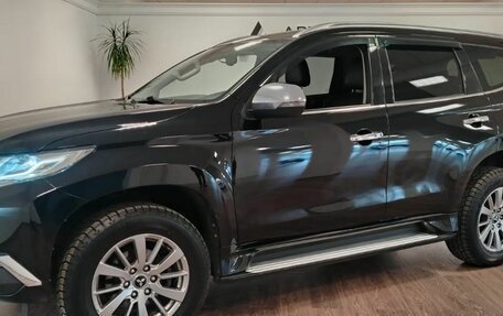 Mitsubishi Pajero Sport III рестайлинг, 2019 год, 2 739 000 рублей, 4 фотография