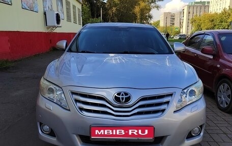 Toyota Camry, 2011 год, 1 400 000 рублей, 1 фотография