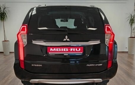 Mitsubishi Pajero Sport III рестайлинг, 2019 год, 2 739 000 рублей, 6 фотография