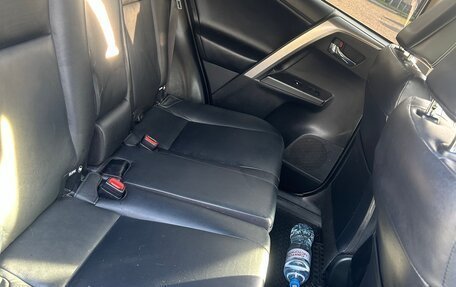 Toyota RAV4, 2019 год, 2 650 000 рублей, 12 фотография