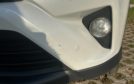 Toyota RAV4, 2019 год, 2 650 000 рублей, 15 фотография