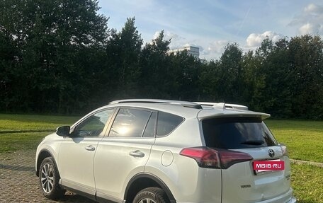 Toyota RAV4, 2019 год, 2 650 000 рублей, 3 фотография
