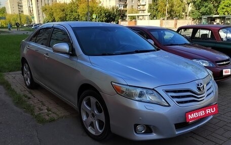 Toyota Camry, 2011 год, 1 400 000 рублей, 3 фотография