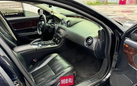 Jaguar XJ IV (X351), 2012 год, 1 690 000 рублей, 13 фотография