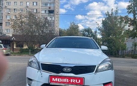 KIA cee'd I рестайлинг, 2012 год, 650 000 рублей, 1 фотография
