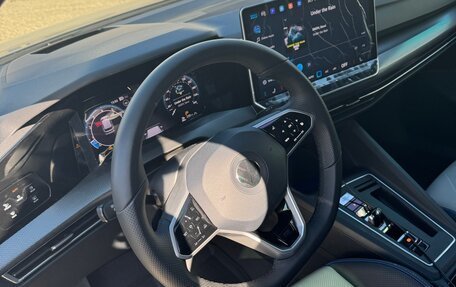 Volkswagen Golf VIII, 2025 год, 4 000 000 рублей, 6 фотография