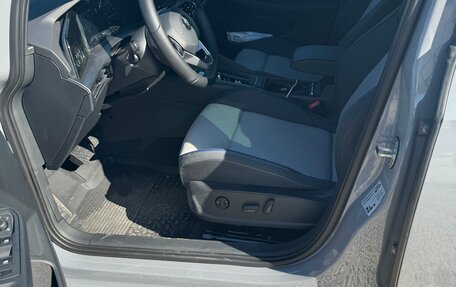 Volkswagen Golf VIII, 2025 год, 4 000 000 рублей, 7 фотография