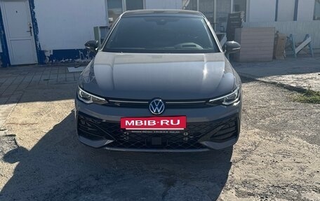Volkswagen Golf VIII, 2025 год, 4 000 000 рублей, 3 фотография
