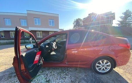 Hyundai Solaris II рестайлинг, 2012 год, 650 000 рублей, 4 фотография
