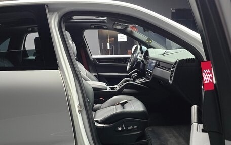 Porsche Cayenne III, 2019 год, 7 069 449 рублей, 12 фотография