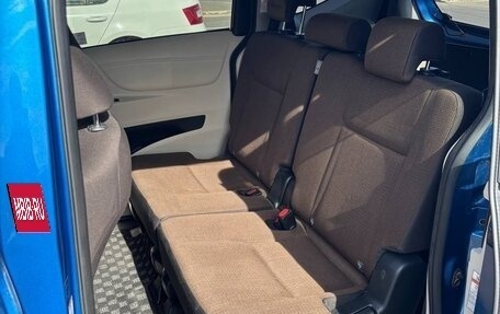 Toyota Sienta II, 2017 год, 1 470 000 рублей, 13 фотография