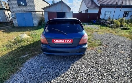 Nissan Almera, 2000 год, 300 000 рублей, 3 фотография