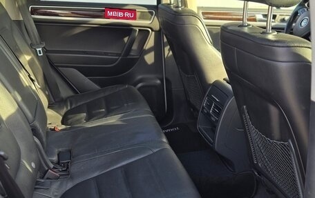 Volkswagen Touareg III, 2012 год, 2 250 000 рублей, 13 фотография