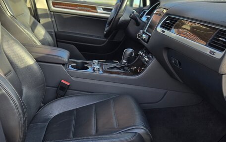 Volkswagen Touareg III, 2012 год, 2 250 000 рублей, 19 фотография