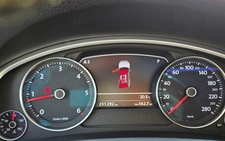 Volkswagen Touareg III, 2012 год, 2 250 000 рублей, 20 фотография