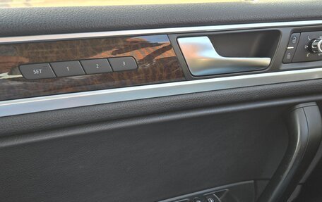 Volkswagen Touareg III, 2012 год, 2 250 000 рублей, 23 фотография