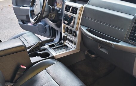 Jeep Cherokee, 2010 год, 1 550 000 рублей, 8 фотография