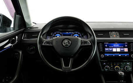 Skoda Octavia, 2019 год, 1 999 000 рублей, 12 фотография