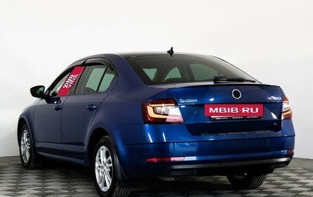 Skoda Octavia, 2019 год, 1 999 000 рублей, 8 фотография