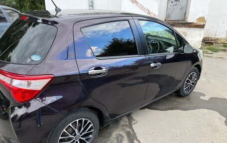 Toyota Vitz, 2018 год, 950 000 рублей, 3 фотография