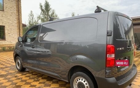 Opel Vivaro, 2020 год, 2 000 000 рублей, 5 фотография