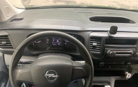 Opel Vivaro, 2020 год, 2 000 000 рублей, 9 фотография