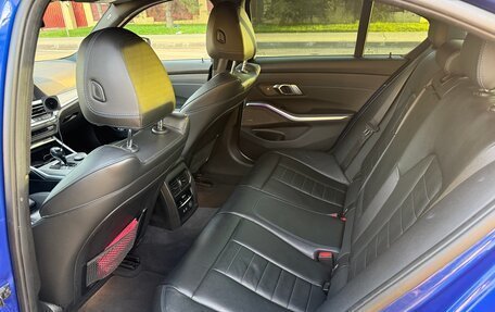 BMW 3 серия, 2019 год, 3 700 000 рублей, 16 фотография