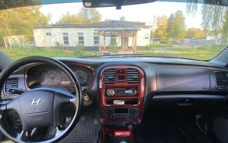 Hyundai Sonata IV рестайлинг, 2006 год, 350 000 рублей, 1 фотография