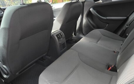 Volkswagen Jetta VI, 2012 год, 1 350 000 рублей, 26 фотография