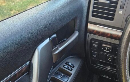 Toyota Land Cruiser 200, 2011 год, 3 520 000 рублей, 4 фотография